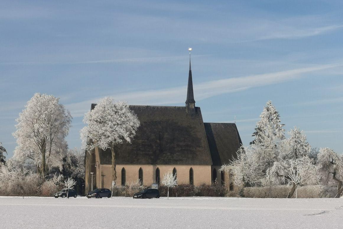 Schwanenkirche im Winter