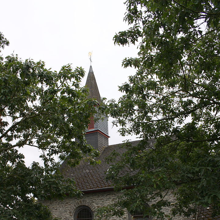 St. Laurentius Möntenich