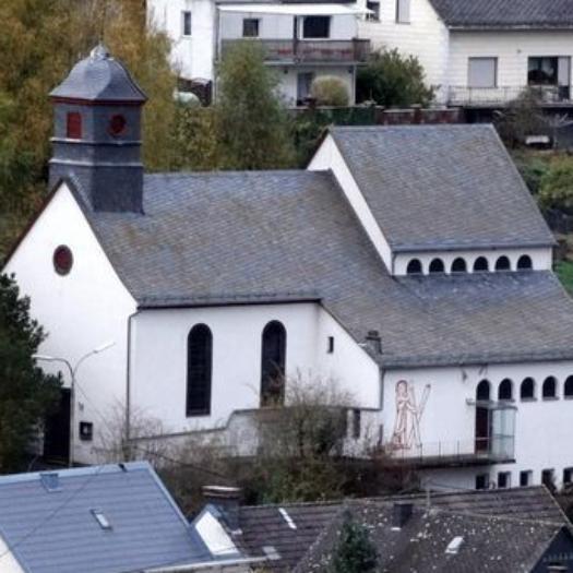 St. Andreas Urmersbach, Außen